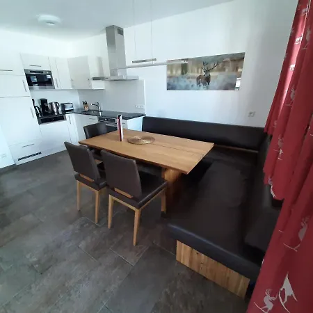 Alpin Residenz Panoramabahn Kitzbuehel *